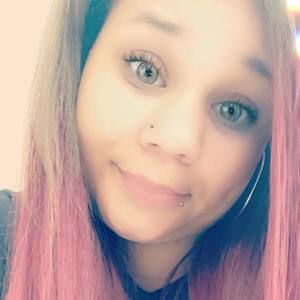 Meet your Posher, Monique